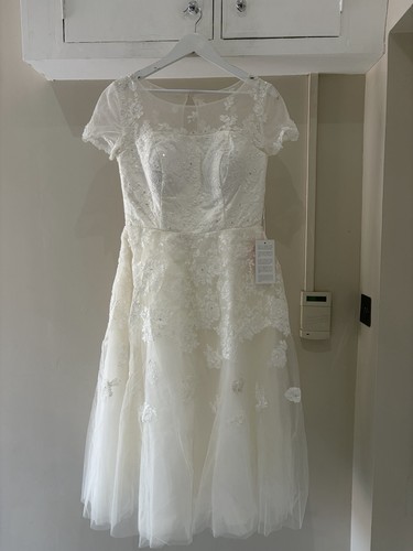 House ivory lace - jj’s,