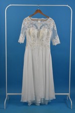  JJ's House Wedding Dress