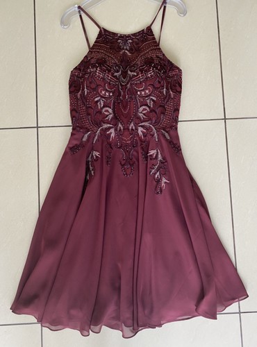 Elegant line knee length - a-line, knee-length